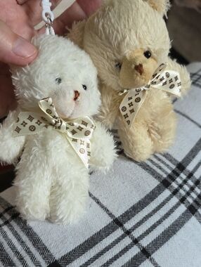 Plush Small Pet Toy Keychain - Cream Teddy Bear